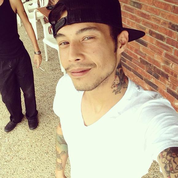 Meet your Posher, Joshua - Picture 1 of 1